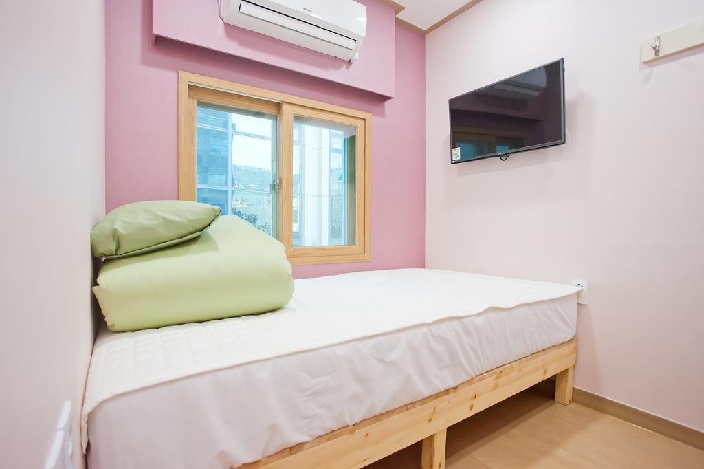 88 Guesthouse Szöul Szoba fotó